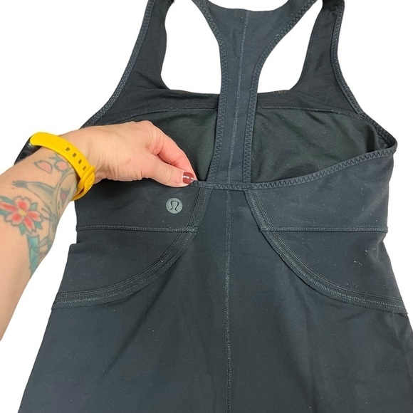 Lululemon athletic Black Power Up Tank Sz 6 - Picture 4 of 7